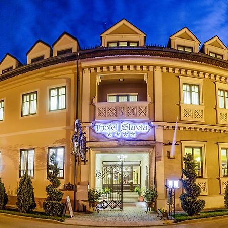 Hotel Slavia Salonta Dış mekan fotoğraf