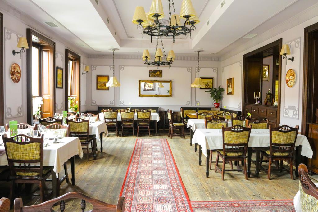 Hotel Slavia Salonta Dış mekan fotoğraf