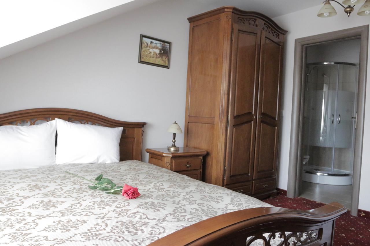 Hotel Slavia Salonta Dış mekan fotoğraf